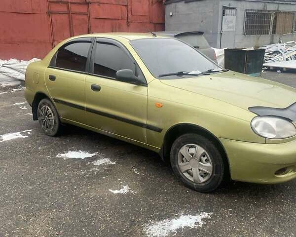 Зеленый Дэу Сенс, объемом двигателя 1.3 л и пробегом 200 тыс. км за 1650 $, фото 1 на Automoto.ua