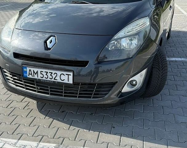 Зеленый Дэу Сенс, объемом двигателя 1.3 л и пробегом 177 тыс. км за 1405 $, фото 1 на Automoto.ua