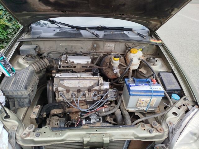 Зелений Деу Сенс, об'ємом двигуна 1 л та пробігом 242 тис. км за 1050 $, фото 1 на Automoto.ua