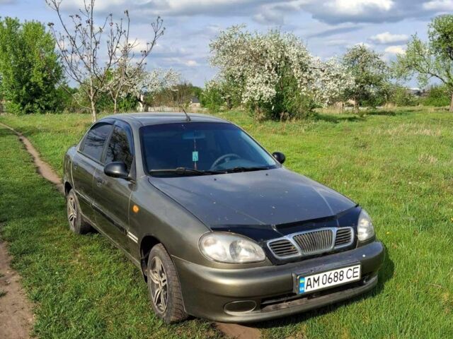 Зеленый Дэу Сенс, объемом двигателя 1.5 л и пробегом 200 тыс. км за 1200 $, фото 1 на Automoto.ua