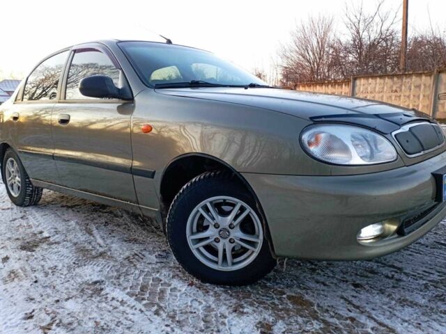 Зеленый Дэу Сенс, объемом двигателя 1.4 л и пробегом 190 тыс. км за 2100 $, фото 1 на Automoto.ua