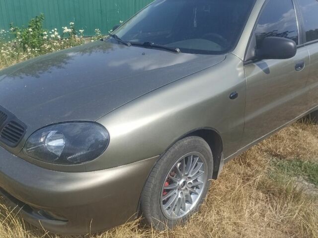 Зеленый Дэу Сенс, объемом двигателя 1.5 л и пробегом 175 тыс. км за 2800 $, фото 1 на Automoto.ua