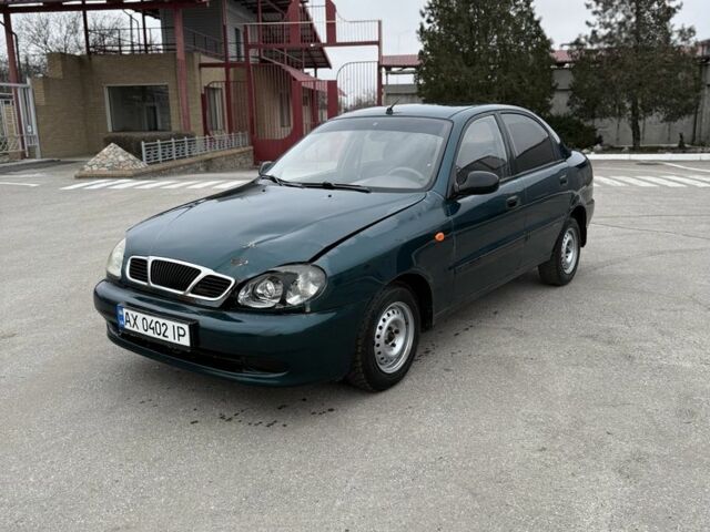 Зеленый Дэу Сенс, объемом двигателя 1.4 л и пробегом 200 тыс. км за 1050 $, фото 1 на Automoto.ua