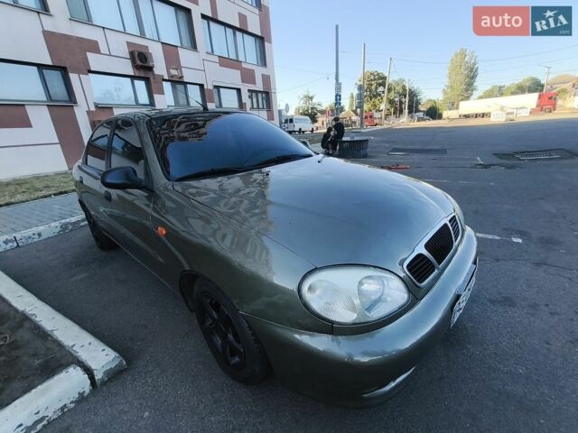 Зелений Деу Сенс, об'ємом двигуна 1.5 л та пробігом 250 тис. км за 2001 $, фото 1 на Automoto.ua