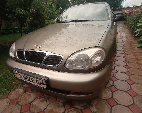 Зеленый Дэу Сенс, объемом двигателя 1.3 л и пробегом 238 тыс. км за 2000 $, фото 1 на Automoto.ua