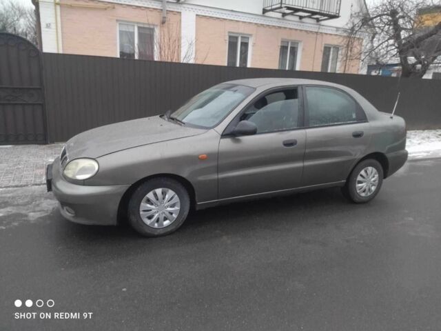 Зелений Деу Сенс, об'ємом двигуна 1.5 л та пробігом 187 тис. км за 2100 $, фото 1 на Automoto.ua