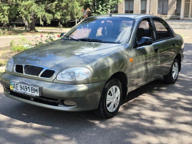 Зеленый Дэу Сенс, объемом двигателя 1.3 л и пробегом 68 тыс. км за 2700 $, фото 1 на Automoto.ua