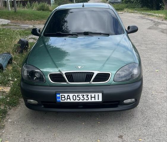 Зеленый Дэу Сенс, объемом двигателя 1.5 л и пробегом 190 тыс. км за 3000 $, фото 1 на Automoto.ua