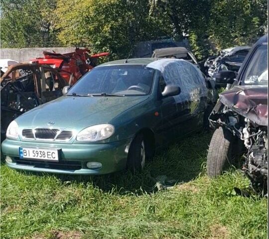 Зеленый Дэу Сенс, объемом двигателя 1 л и пробегом 138 тыс. км за 1000 $, фото 1 на Automoto.ua