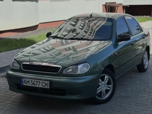 Зелений Деу Сенс, об'ємом двигуна 1.4 л та пробігом 108 тис. км за 2012 $, фото 1 на Automoto.ua