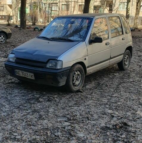 Сірий Деу Тіко, об'ємом двигуна 0.8 л та пробігом 333 тис. км за 570 $, фото 1 на Automoto.ua