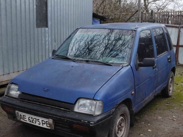 Синий Дэу Тико, объемом двигателя 0.9 л и пробегом 200 тыс. км за 593 $, фото 1 на Automoto.ua