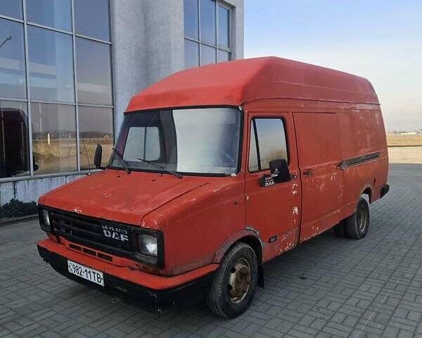 Красный Даф 400 груз., объемом двигателя 2.4 л и пробегом 116 тыс. км за 950 $, фото 1 на Automoto.ua
