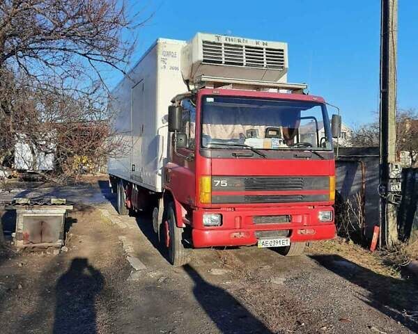 Красный Даф 75, объемом двигателя 9 л и пробегом 995 тыс. км за 9700 $, фото 1 на Automoto.ua