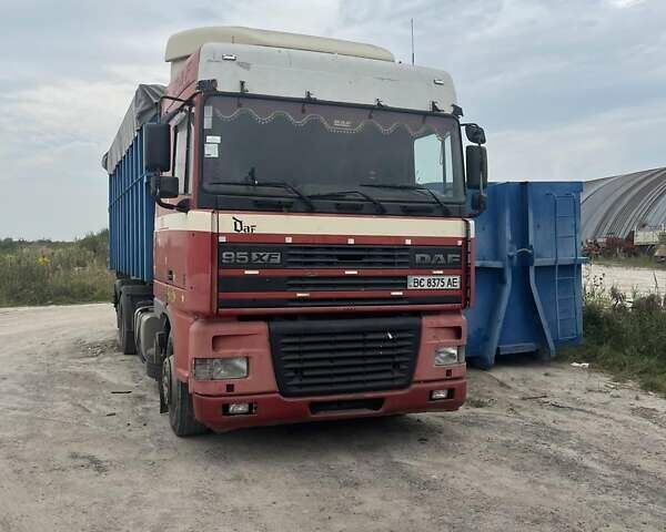 Красный Даф 95, объемом двигателя 12.5 л и пробегом 100 тыс. км за 40000 $, фото 1 на Automoto.ua