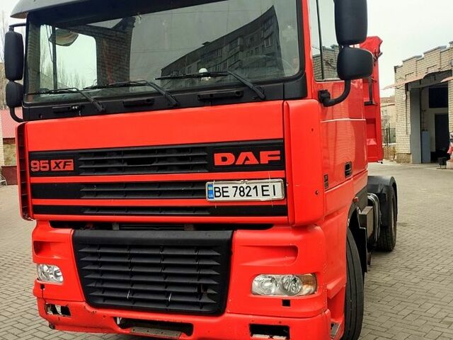 Червоний Даф 95, об'ємом двигуна 14 л та пробігом 1000 тис. км за 6000 $, фото 1 на Automoto.ua