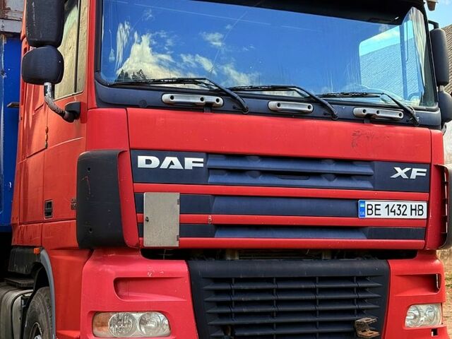 Красный Даф 95, объемом двигателя 12 л и пробегом 0 тыс. км за 25000 $, фото 1 на Automoto.ua
