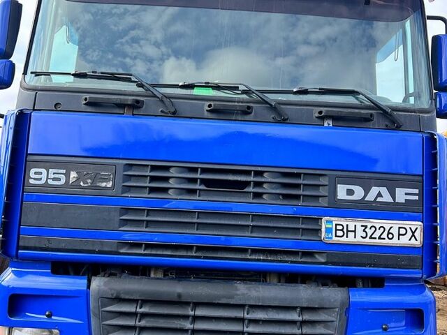 Синій Даф 95, об'ємом двигуна 12.9 л та пробігом 0 тис. км за 6500 $, фото 1 на Automoto.ua