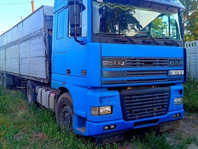 Синий Даф 95, объемом двигателя 13 л и пробегом 0 тыс. км за 9000 $, фото 1 на Automoto.ua