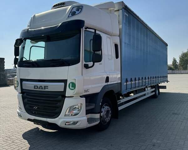 Білий Даф CF, об'ємом двигуна 6.7 л та пробігом 750 тис. км за 65000 $, фото 1 на Automoto.ua