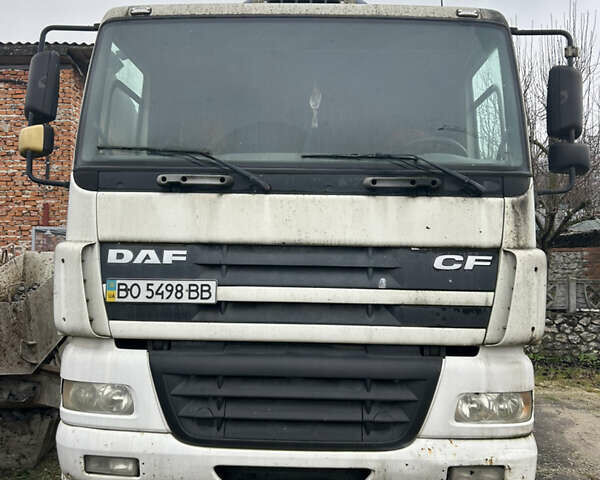 Белый Даф СФ, объемом двигателя 0 л и пробегом 500 тыс. км за 10000 $, фото 1 на Automoto.ua