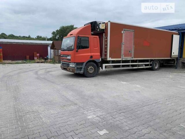 Красный Даф СФ, объемом двигателя 6.2 л и пробегом 1 тыс. км за 8900 $, фото 1 на Automoto.ua