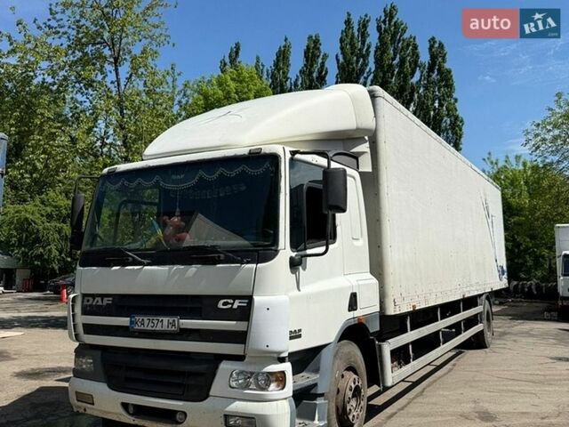 Белый Даф ФА, объемом двигателя 5.9 л и пробегом 710 тыс. км за 13900 $, фото 1 на Automoto.ua