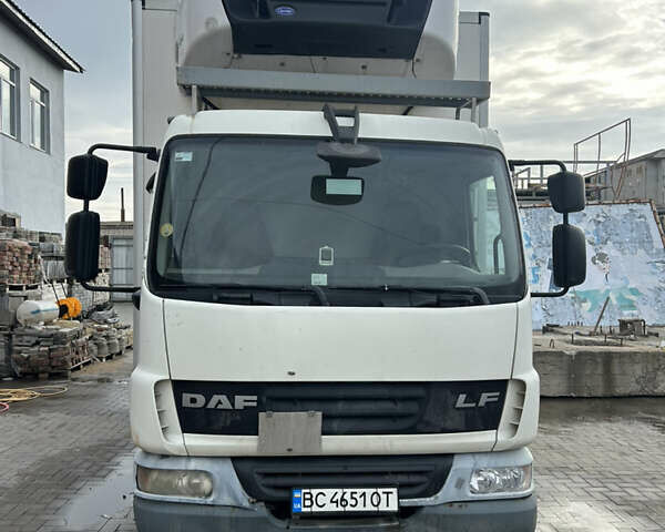 Білий Даф ФА, об'ємом двигуна 4.46 л та пробігом 292 тис. км за 20000 $, фото 1 на Automoto.ua