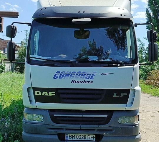 Белый Даф ЛФ, объемом двигателя 6.69 л и пробегом 998 тыс. км за 17000 $, фото 1 на Automoto.ua