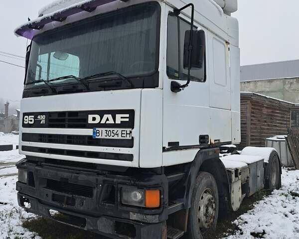 Белый Даф TE, объемом двигателя 0 л и пробегом 100 тыс. км за 5500 $, фото 1 на Automoto.ua