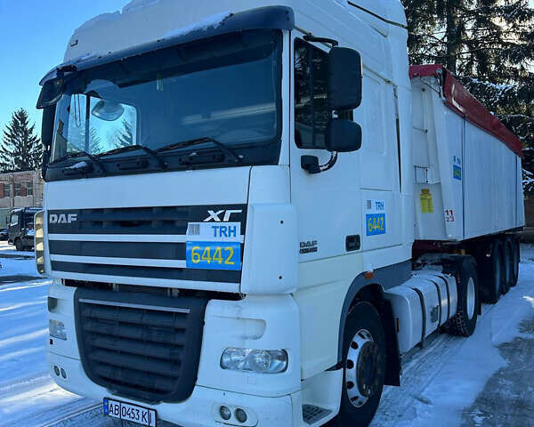Белый Даф ХФ 105, объемом двигателя 12.9 л и пробегом 1 тыс. км за 15500 $, фото 1 на Automoto.ua