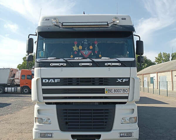 Белый Даф ХФ, объемом двигателя 12.6 л и пробегом 1 тыс. км за 19500 $, фото 1 на Automoto.ua