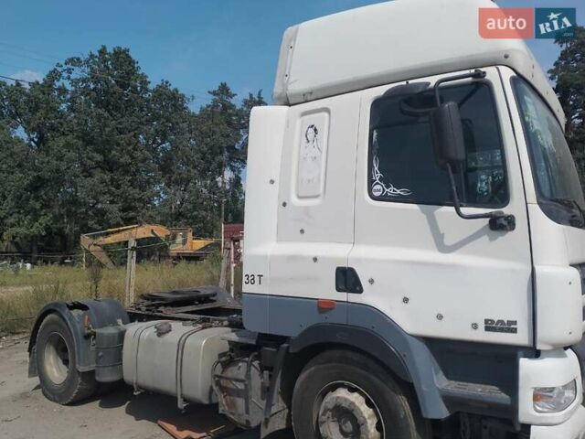 Белый Даф ХФ, объемом двигателя 12.6 л и пробегом 850 тыс. км за 8000 $, фото 1 на Automoto.ua