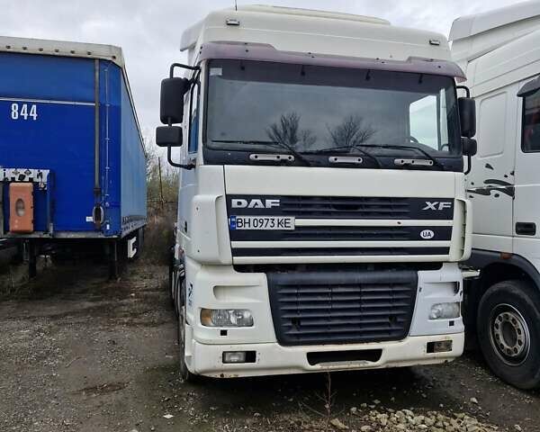 Белый Даф ХФ, объемом двигателя 12.58 л и пробегом 1 тыс. км за 11000 $, фото 1 на Automoto.ua