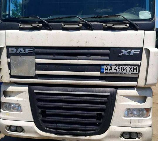 Білий Даф XF, об'ємом двигуна 12.9 л та пробігом 140 тис. км за 13000 $, фото 1 на Automoto.ua