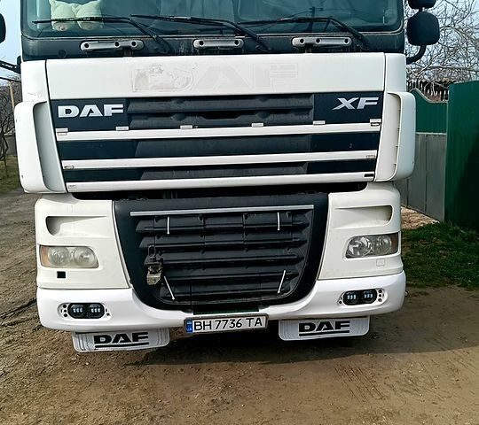 Білий Даф XF, об'ємом двигуна 12 л та пробігом 0 тис. км за 10000 $, фото 1 на Automoto.ua