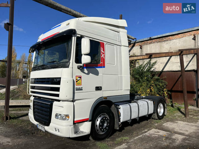 Белый Даф ХФ, объемом двигателя 12.9 л и пробегом 1000 тыс. км за 11800 $, фото 1 на Automoto.ua