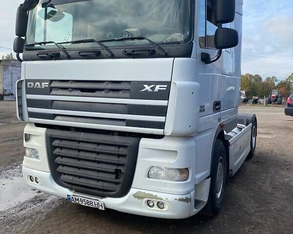 Білий Даф XF, об'ємом двигуна 12.9 л та пробігом 950 тис. км за 18000 $, фото 1 на Automoto.ua