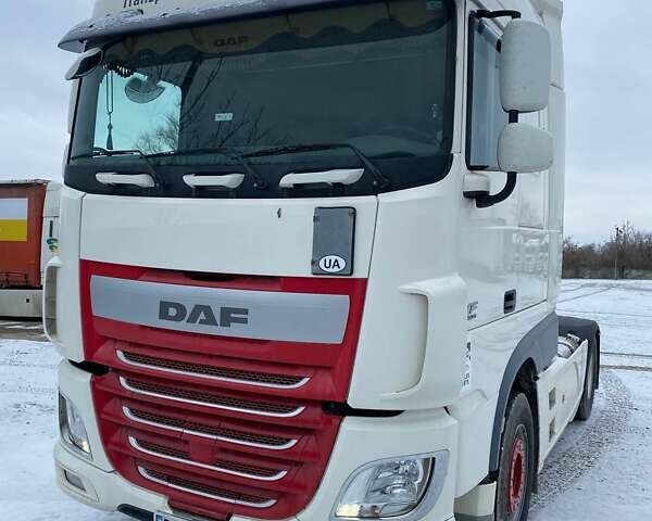 Белый Даф ХФ, объемом двигателя 12.9 л и пробегом 1 тыс. км за 16100 $, фото 1 на Automoto.ua