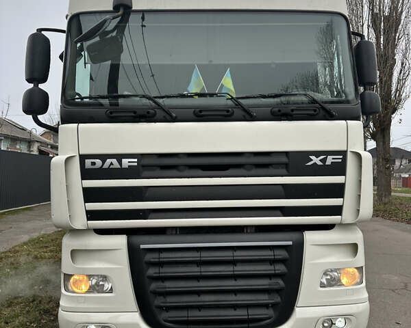 Белый Даф ХФ, объемом двигателя 12.9 л и пробегом 837 тыс. км за 35000 $, фото 1 на Automoto.ua