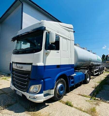 Белый Даф ХФ, объемом двигателя 10.84 л и пробегом 799 тыс. км за 14200 $, фото 1 на Automoto.ua