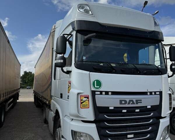 Белый Даф ХФ, объемом двигателя 12.9 л и пробегом 987 тыс. км за 27900 $, фото 1 на Automoto.ua