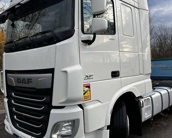 Белый Даф ХФ, объемом двигателя 12.9 л и пробегом 570 тыс. км за 25300 $, фото 1 на Automoto.ua