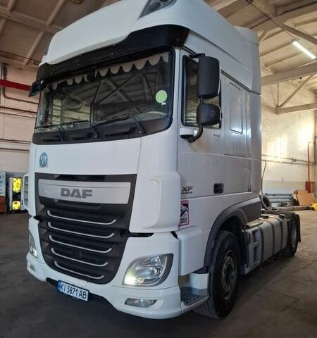 Белый Даф ХФ, объемом двигателя 12.9 л и пробегом 960 тыс. км за 23500 $, фото 1 на Automoto.ua