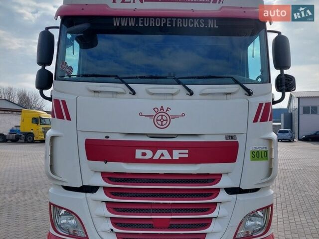 Белый Даф ХФ, объемом двигателя 12.9 л и пробегом 922 тыс. км за 20000 $, фото 1 на Automoto.ua