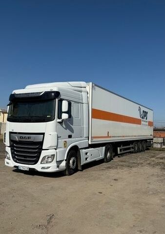 Белый Даф ХФ, объемом двигателя 12.9 л и пробегом 280 тыс. км за 49900 $, фото 1 на Automoto.ua