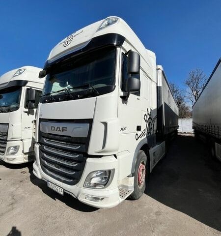 Белый Даф ХФ, объемом двигателя 12.9 л и пробегом 347 тыс. км за 56500 $, фото 1 на Automoto.ua