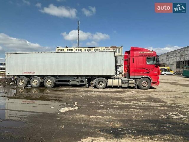 Красный Даф ХФ, объемом двигателя 12.9 л и пробегом 696 тыс. км за 22500 $, фото 1 на Automoto.ua