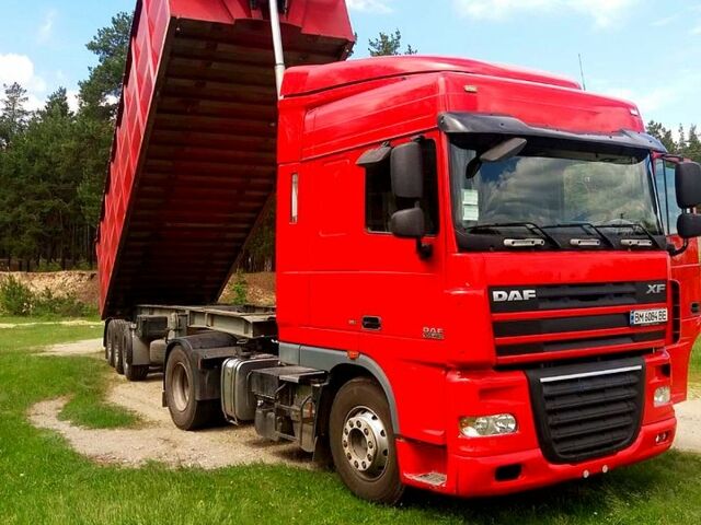 Красный Даф ХФ, объемом двигателя 12.9 л и пробегом 900 тыс. км за 28000 $, фото 1 на Automoto.ua