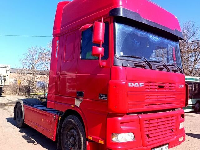 Красный Даф ХФ, объемом двигателя 12 л и пробегом 1 тыс. км за 8000 $, фото 1 на Automoto.ua